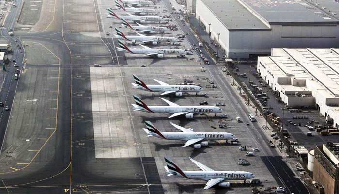 Несанкционированный полет дрона закрыл международный аэропорт Дубаи на 30 минут