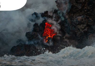 Один из самых активных вулканов в мире снова начал извергаться