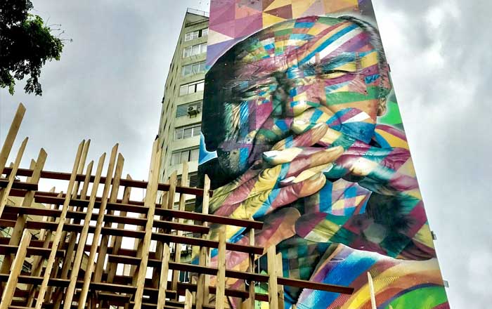 Авенида Паулиста в Сан-Паулу становится художественным центром Бразилии