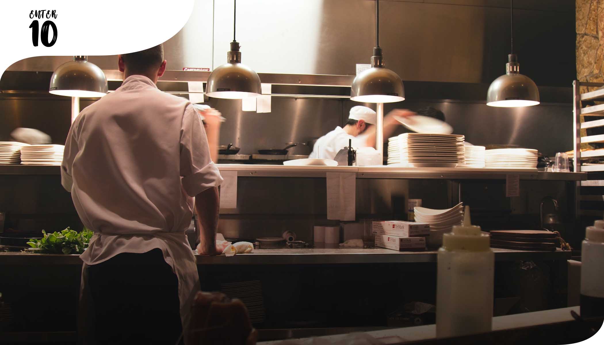 Более 100 000 ресторанов закрылись за последние 6 месяцев пандемии