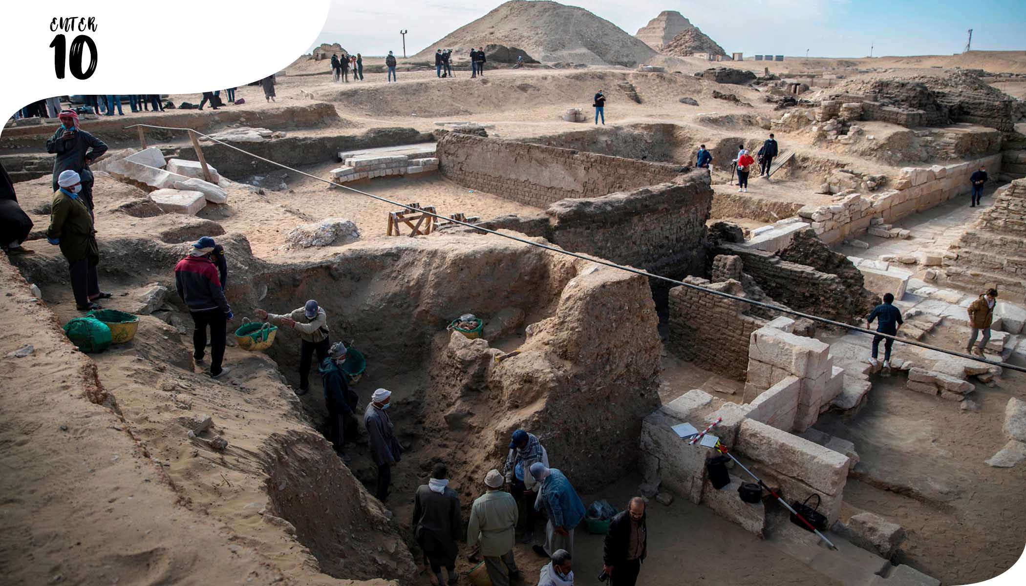 Мумии с золотыми языками найдены в древнеегипетском захоронении