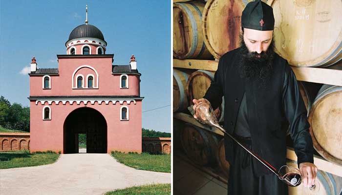 Крушедольский монастырь в винодельческом регионе Fruška на севере Сербии