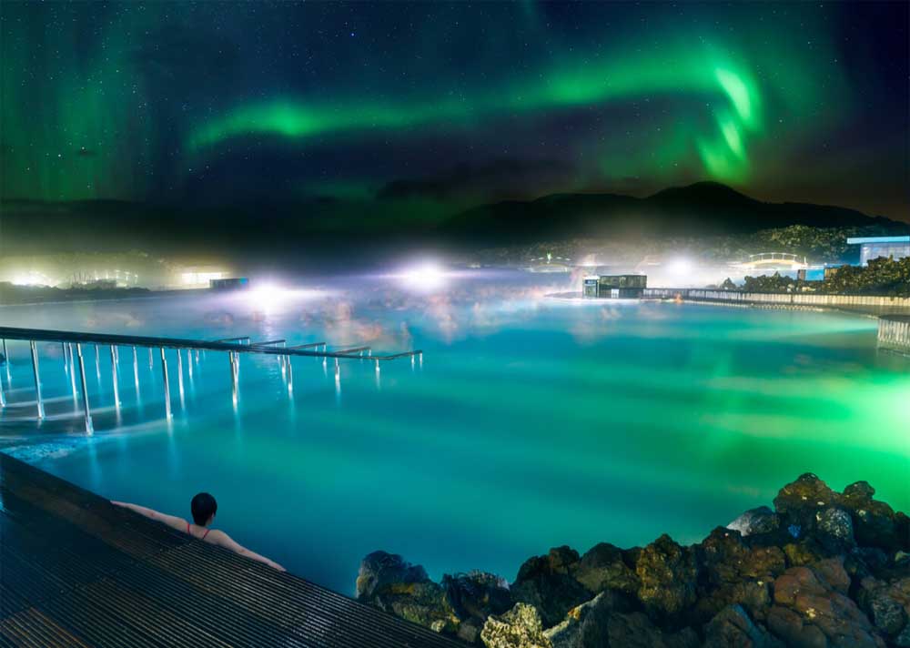 Голубая лагуна (Blue Lagoon) в Исландии в январе 2020 (Aurora Borealis Iceland)