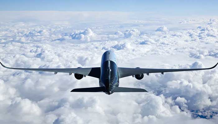 Почему самолеты летают на высоте 10 000 метров?